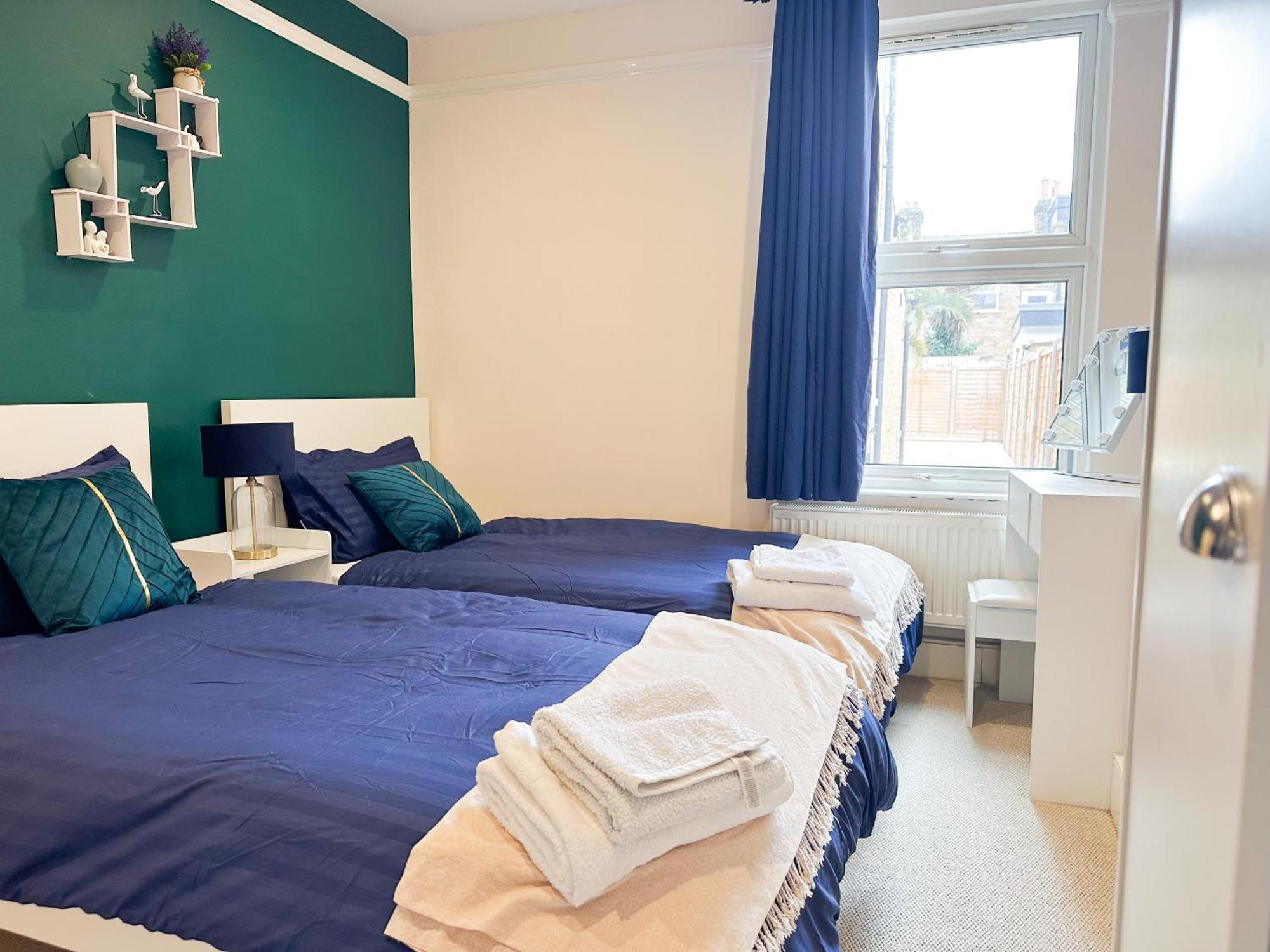 Beautiful 2 Bedroom With Private Garden In Wimbledon - Minutes From Central London Exterior foto